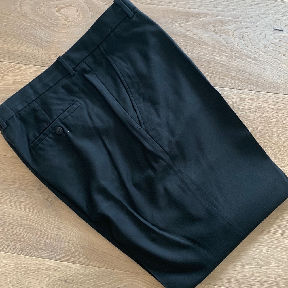 Perry Ellis Men’s Slacks, flat front, W35 L30